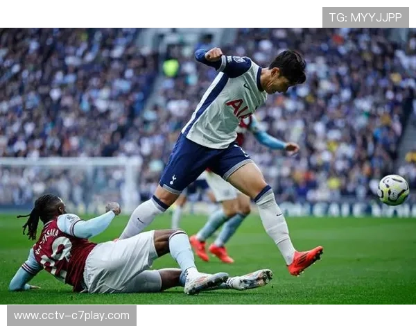 鲍文达成西汉姆联200场英超，队史第四人